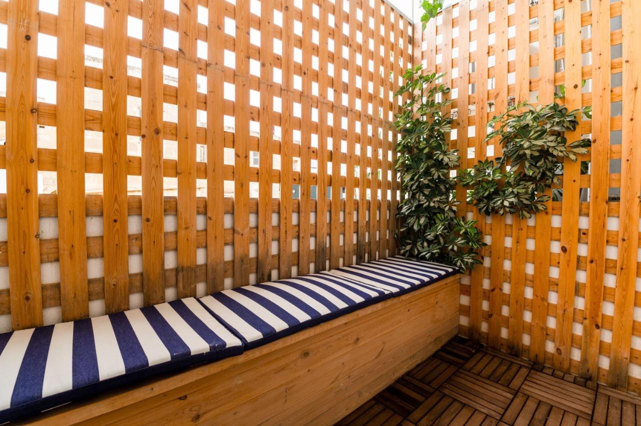 Monreal Boutique Townhouse - R024Rm3 Hotel Паола Екстериор снимка