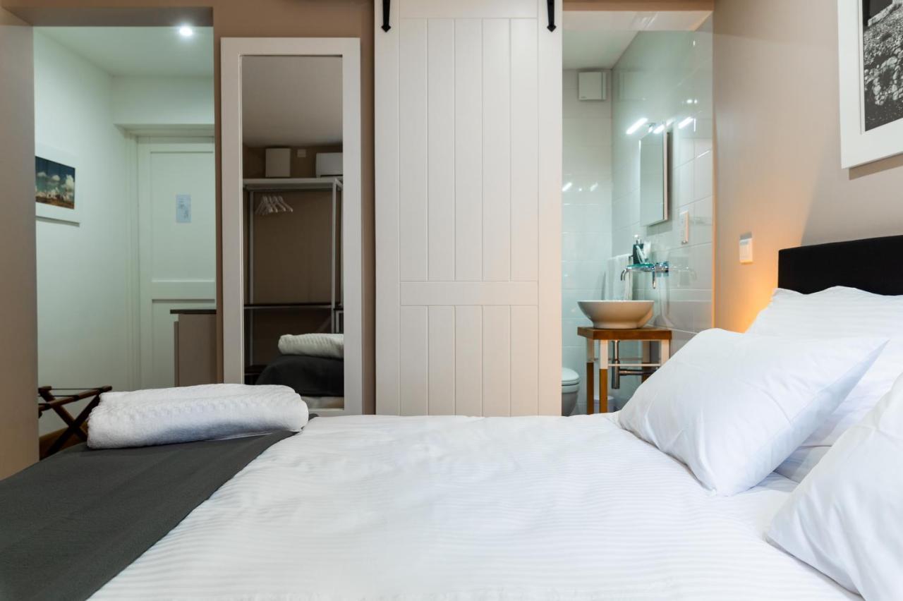 Monreal Boutique Townhouse - R024Rm3 Hotel Паола Екстериор снимка